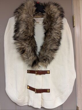 Michael Kors Cream Knit Sweater with removable Tan & Brown Faux Fur Collar